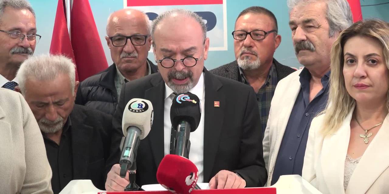 Özdemir, CHP Aksaray İl Kongresi'nde başkanlık için adaylığını duyurdu