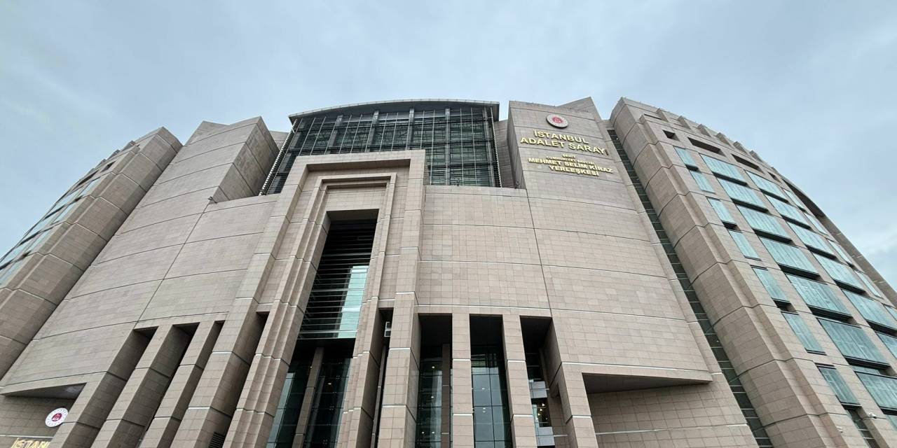 İstanbul'da Altın Rafinerisi'ne düzenlenen operasyonda 20 kişi tutuklandı