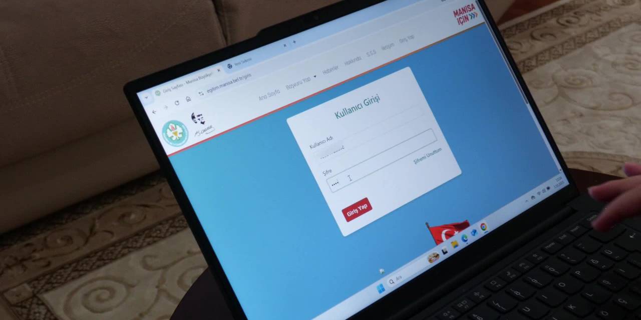 Manisa'da öğrencilere ücretsiz online eğitim fırsatı
