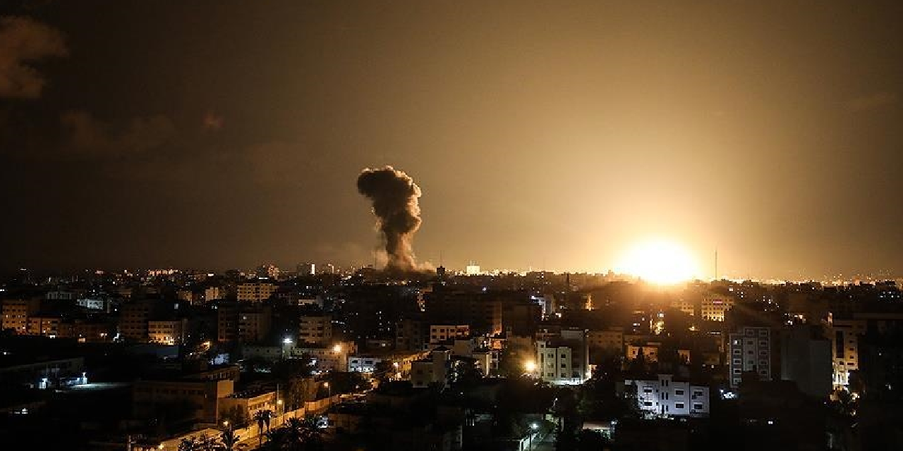 İsrail ateşkes sonrası Gazze'ye hava saldırısı düzenledi!