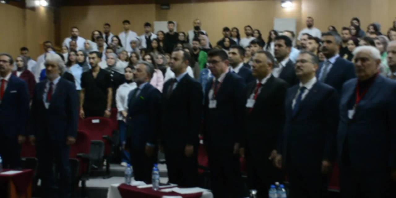 Iğdır'da Dede Korkut Konferansı coşkuyla gerçekleşti