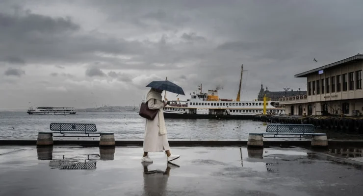 Meteoroloji’den geniş çaplı uyarı: Yağmur, karla karışık yağış ve fırtına geliyor
