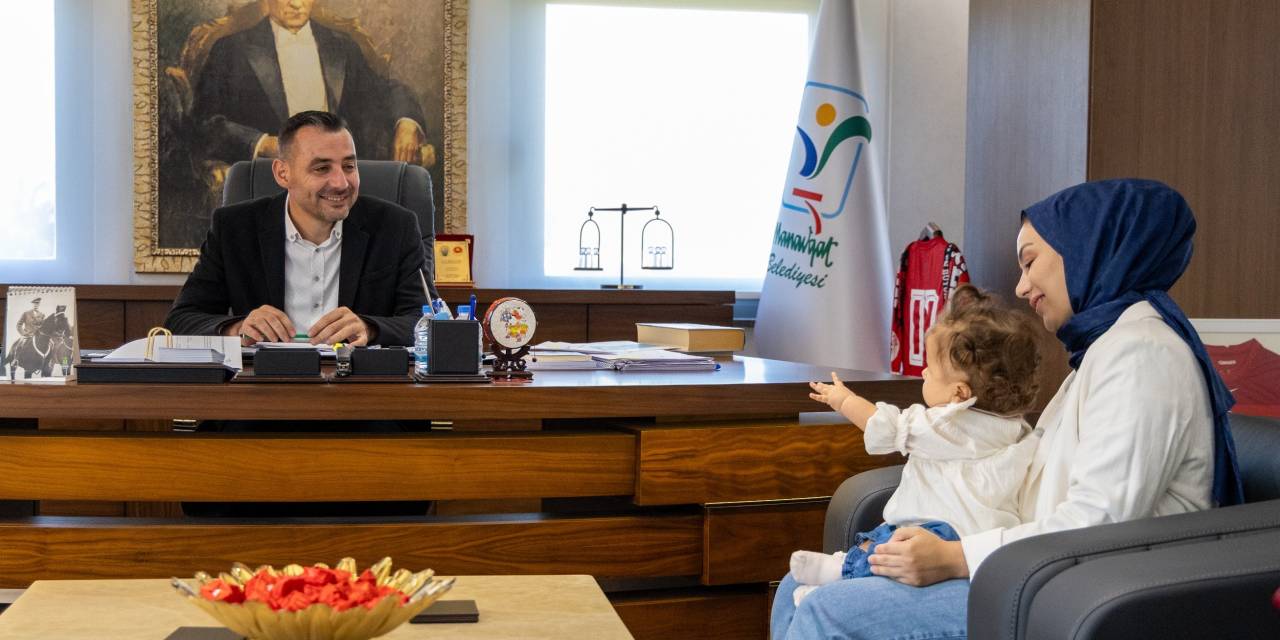 Minik Burçe, Belediye Başkan vekilini ziyaret etti