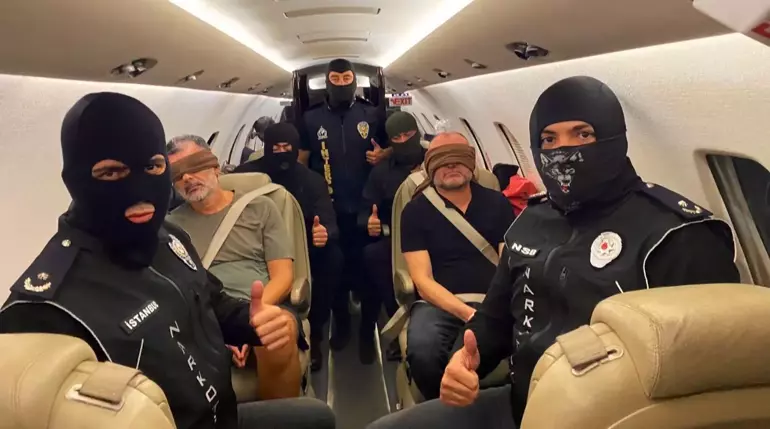 Uyuşturucu Baronu Abdullah Alp Üstün Türkiye'ye iade edildi