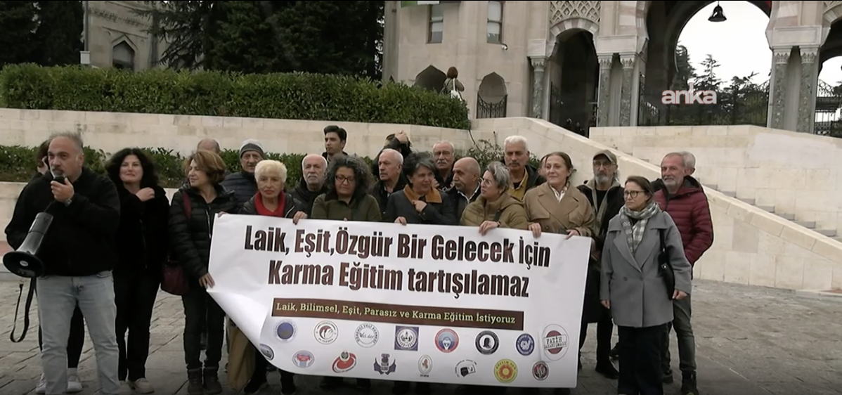 Veli-Der'den Dünya Kız Çocukları Günü eylemi: "Karma eğitimi tartıştırmayacağız"