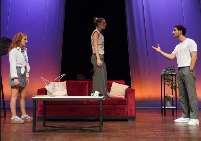 Sahne gençlere emanet: “Gölge”yle gelen bir yeniden doğuş