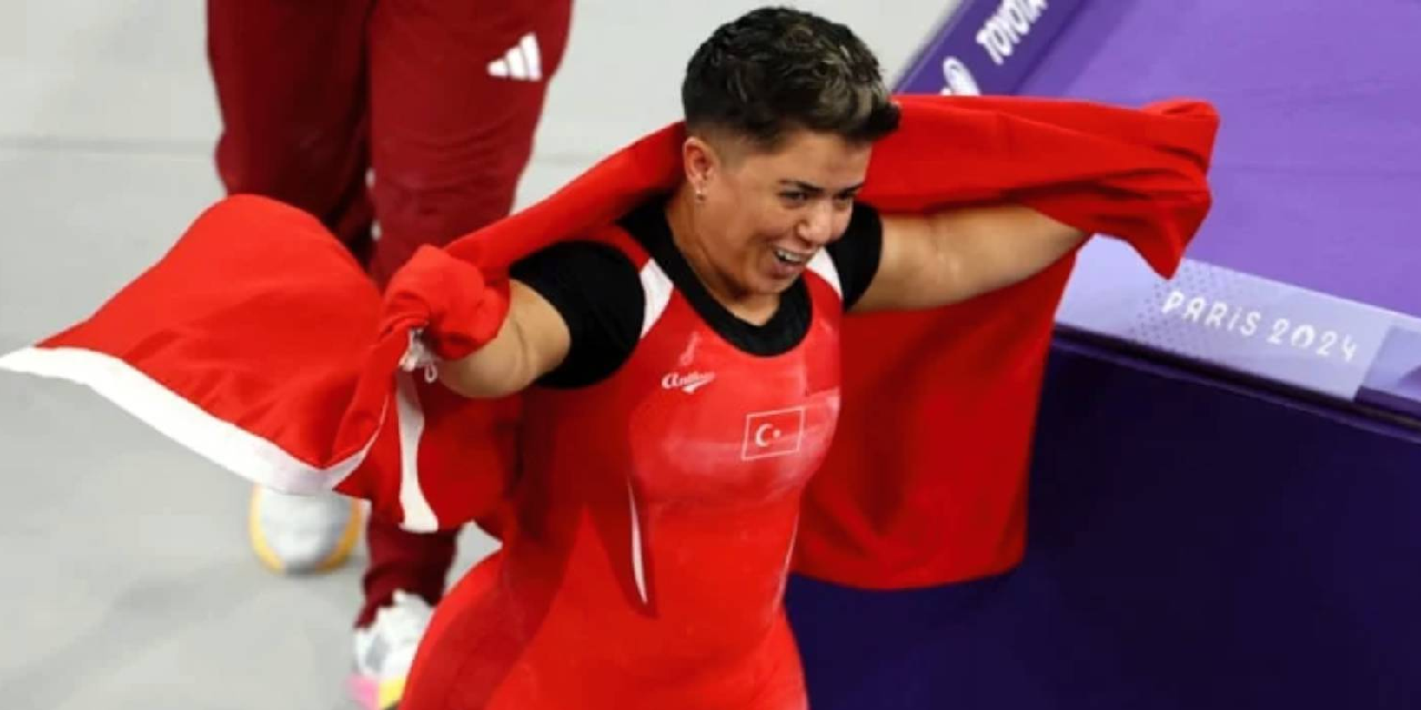 Milli para halterci Besra Duman, dünya ikincisi oldu