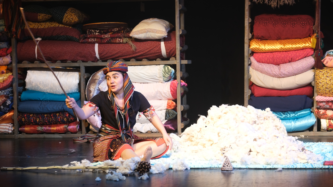 “Nokta” Baba Sahne’de: Bir kadının değil, bütün kadınların hikâyesi