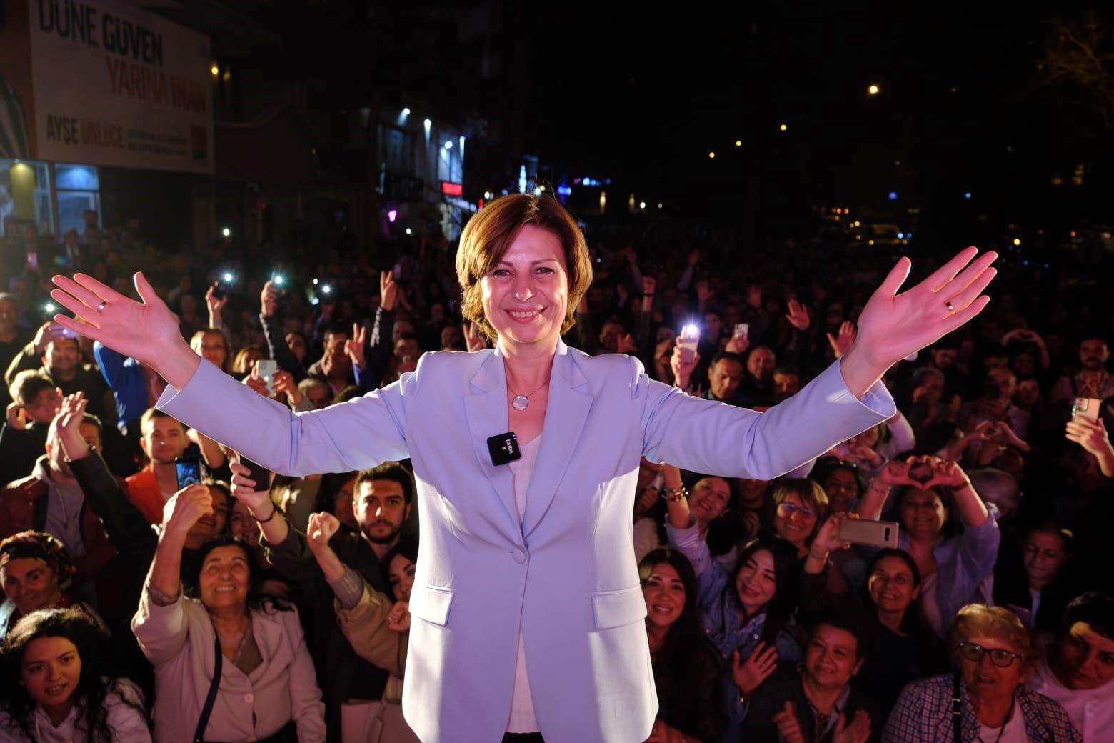 Eskişehir’in tarihi değişimi: İlk kadın başkanı Ayşe Ünlüce oldu