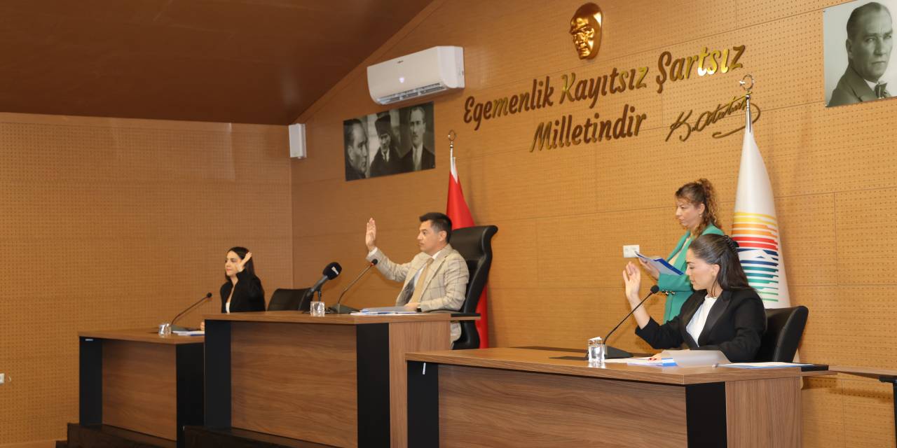 Marmaris'te sokak hayvanlarına modern bakım evi geliyor