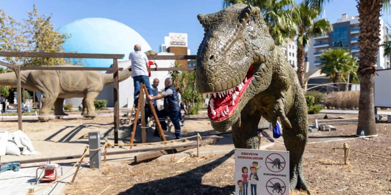 Yenilenen Evrensel Çocuk Merkezi çocukları bekliyor