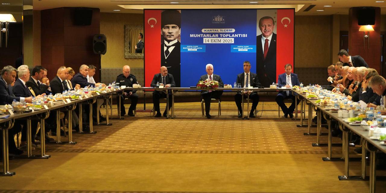 Yüksel, İstanbul Valiliği'nde muhtarlarla buluştu