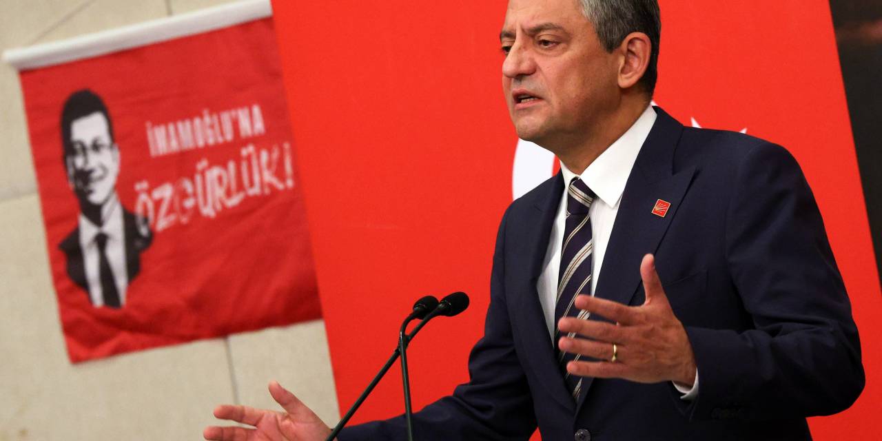 Özgür Özel, Sarıyer mitingine katılım çağrısı yaptı