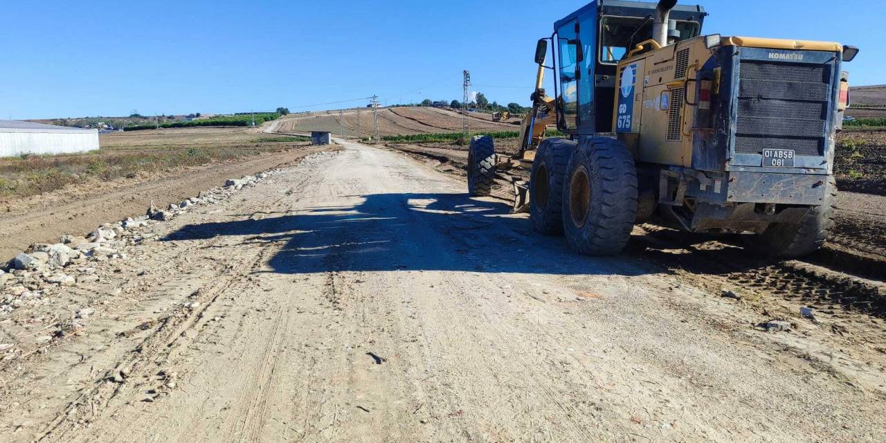 Narlıören'de yol çalışmaları hız kesmeden sürüyor