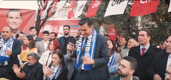 Manisa'yı MHP'li rakibine fark atarak kazandı: CHP'li Zeyrek seçim öncesi bir sordu, bin işitti
