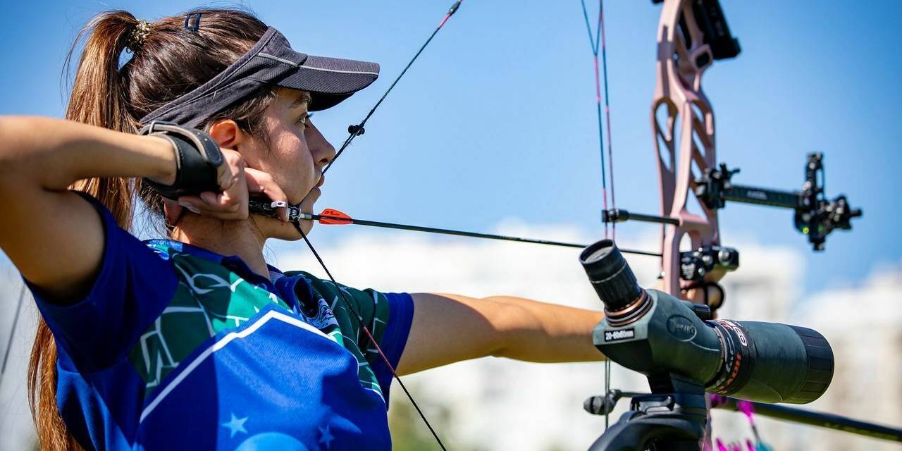 Muğla'nın okçuları Antalya'da madalyalarla döndü