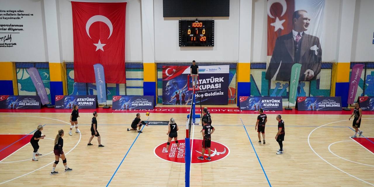 Atatürk Kupası Voleybol Turnuvası start aldı