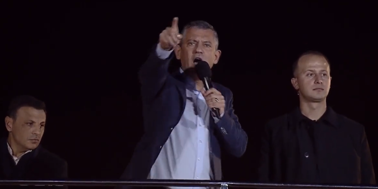 CHP'den 62'nci eylem! Özgür Özel vaadini açıkladı: İktidarımızın ilk 100 günü içinde...