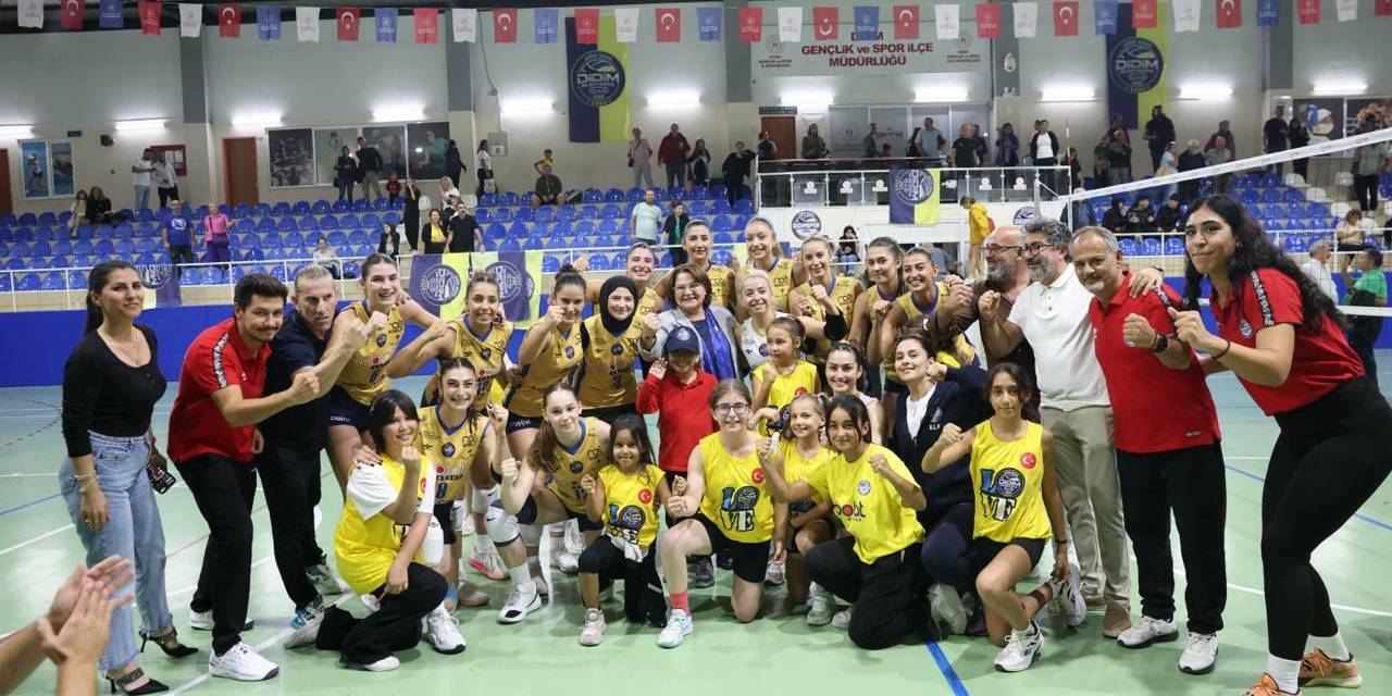 Didim Belediyespor Kadın Voleybol Takımı'ndan zorlu galibiyet
