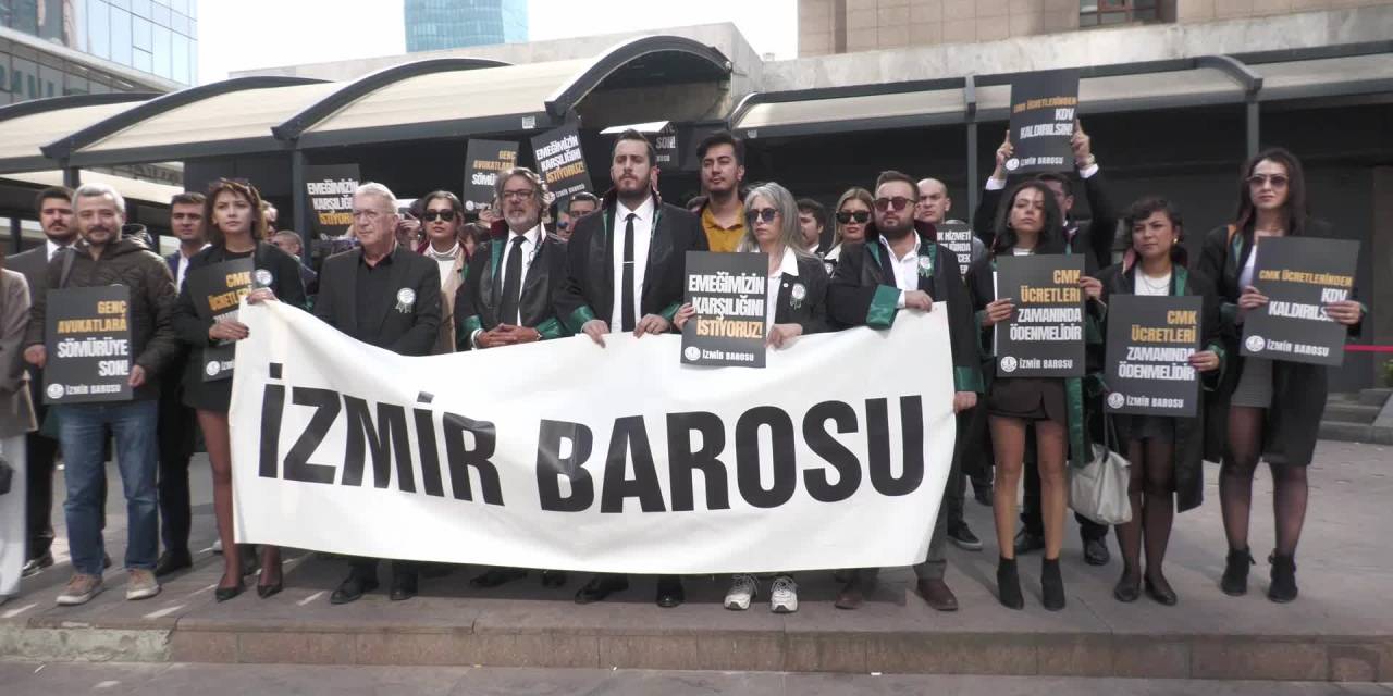 İzmir'de genç avukatlardan CMK ücret tarifesi için eylem