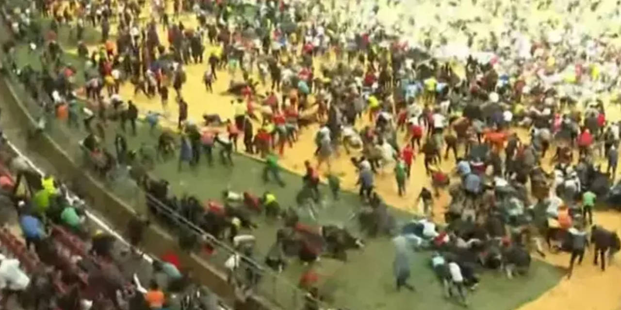 Eski Başbakanın cenazesinde silahlar konuştu: Çok sayıda kişi yaralandı