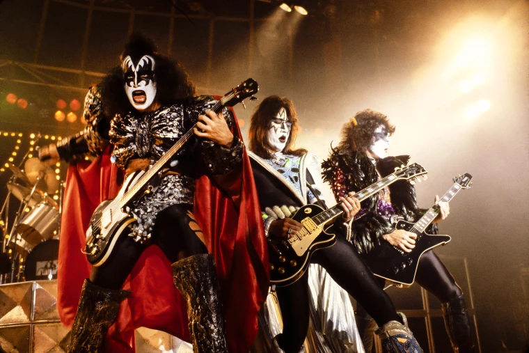 Kiss grubunun efsanesi Ace Frehley hayatını kaybetti