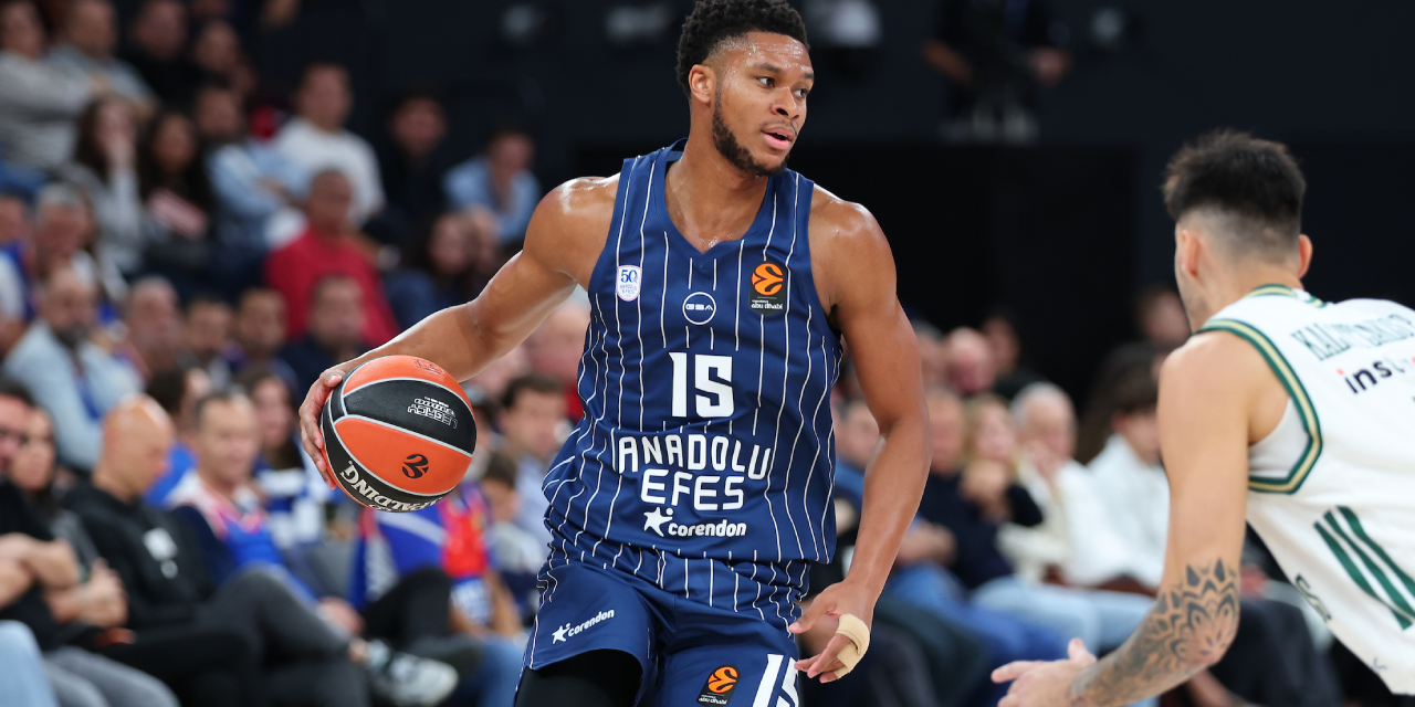 Anadolu Efes, Ergin Ataman'ın Panathinaikos'una diş geçiremedi