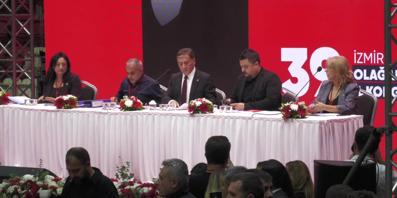 CHP'den İzmir Kongresi: Blok liste kararı oy çokluğuyla alındı
