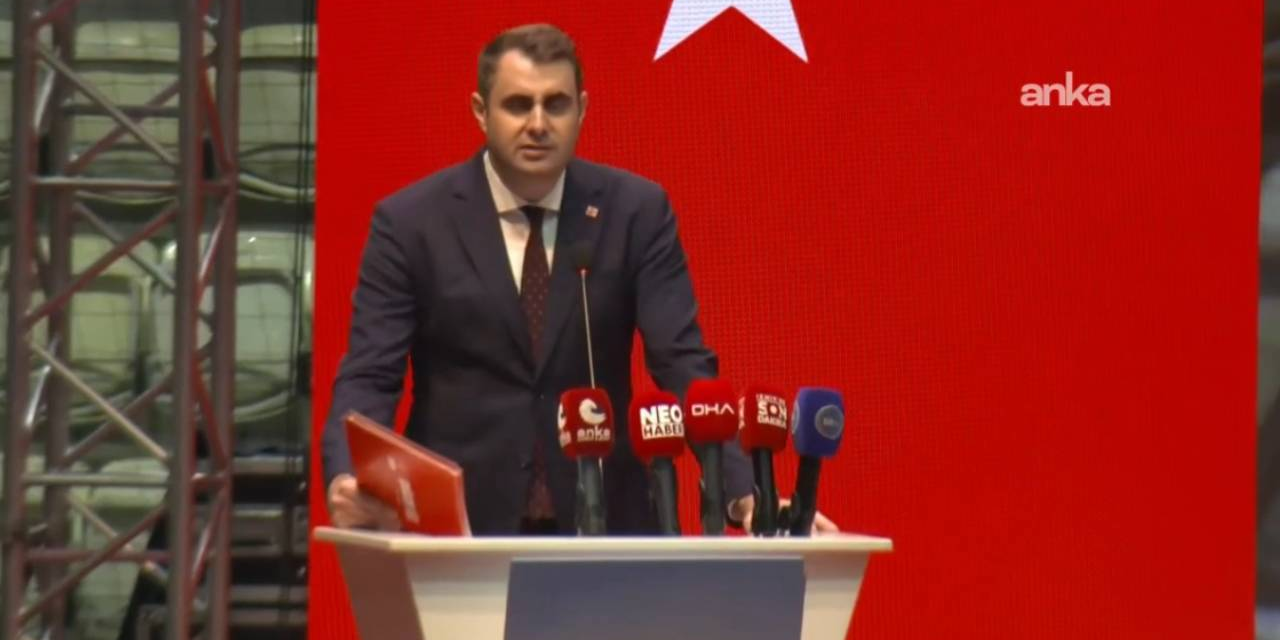 CHP İzmir İl Başkan adayı Çağatay Güç, kongrede baygınlık geçirdi