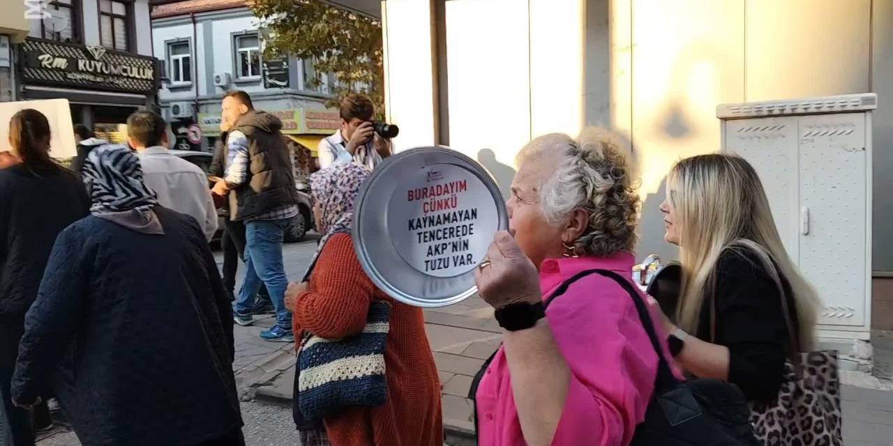 Bilecik'te CHP'li kadınlar eylemde buluştu