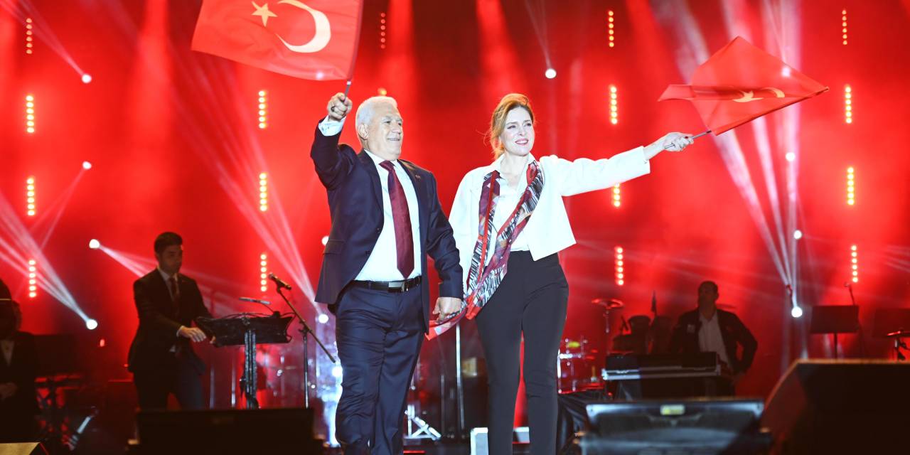 Cumhuriyet Bayramı coşkusu Bursa'da yaşanıyor