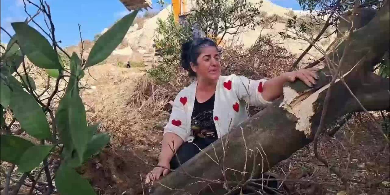 Kurtderesi'nde TOKİ arazisine kepçelerle müdahale