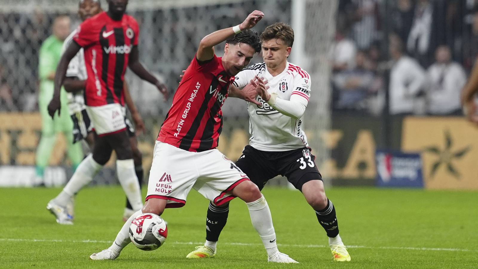 Beşiktaş kendi evinde Gençlerbirliği’ne yenildi