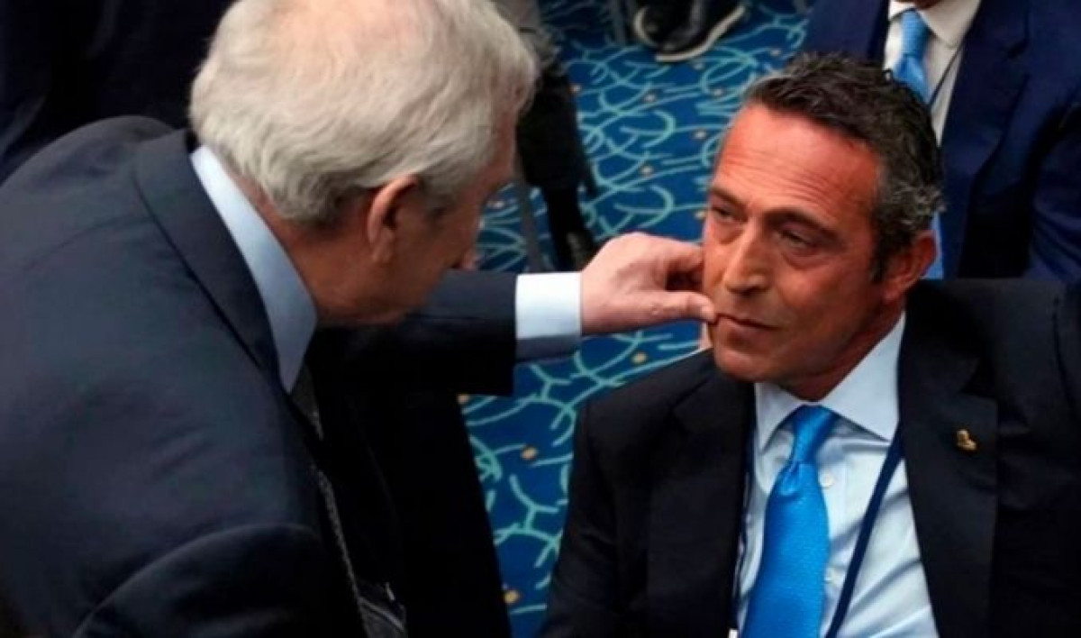 Aziz Yıldırım, Ali Koç'un yanağından makas aldı