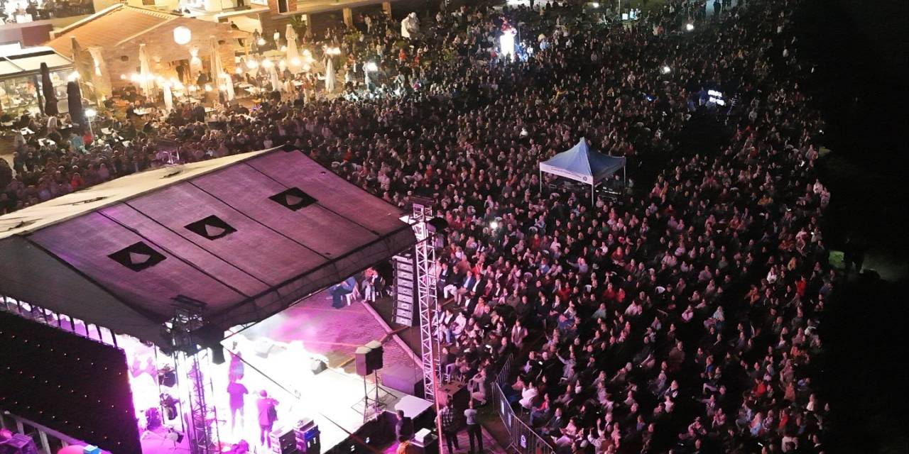 Ayvalık'ta Zeytin Festivali tam gaz sürüyor