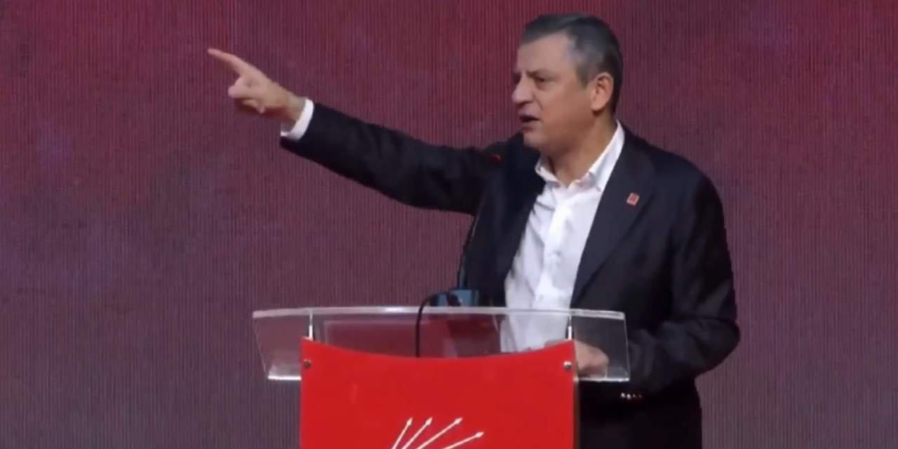 CHP lideri Özgür Özel Manisa’da aday sorusuna yanıt verdi: ‘Bu salonda oturan herkes benim Cumhurbaşkanı adayım’