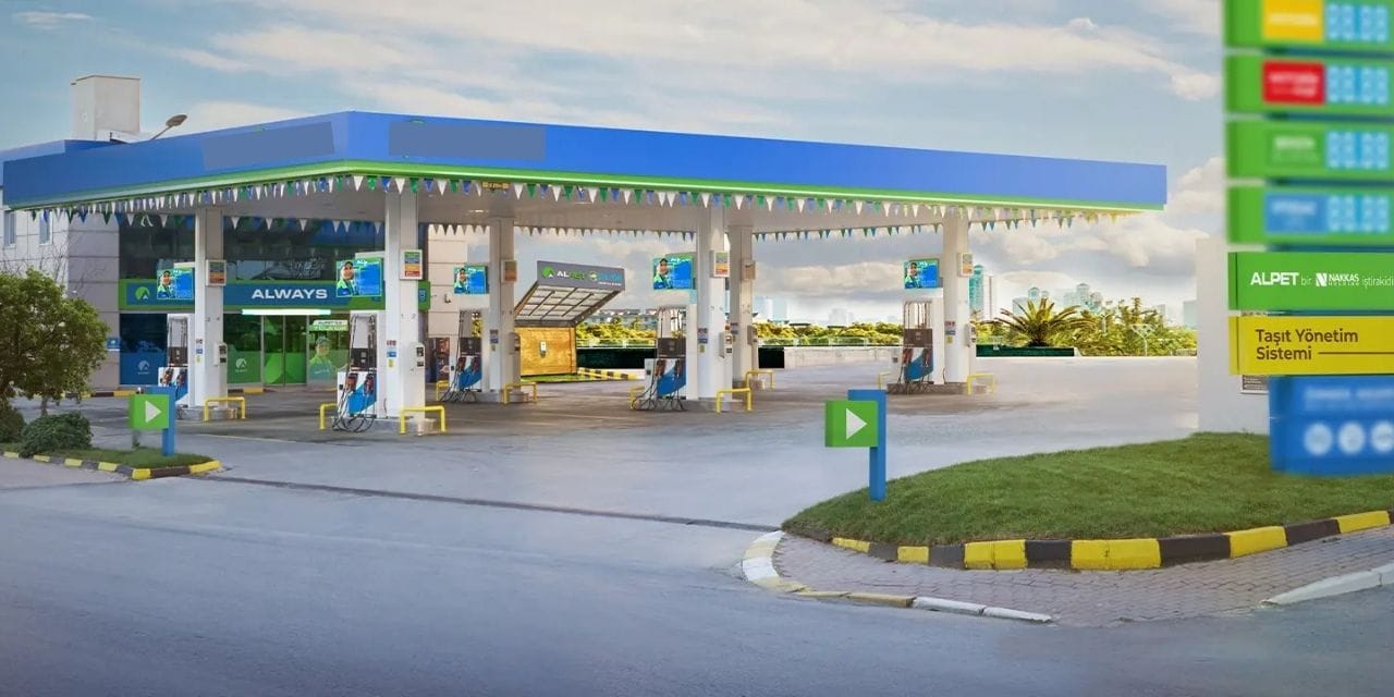 24 yıllık akaryakıt devi satıldı