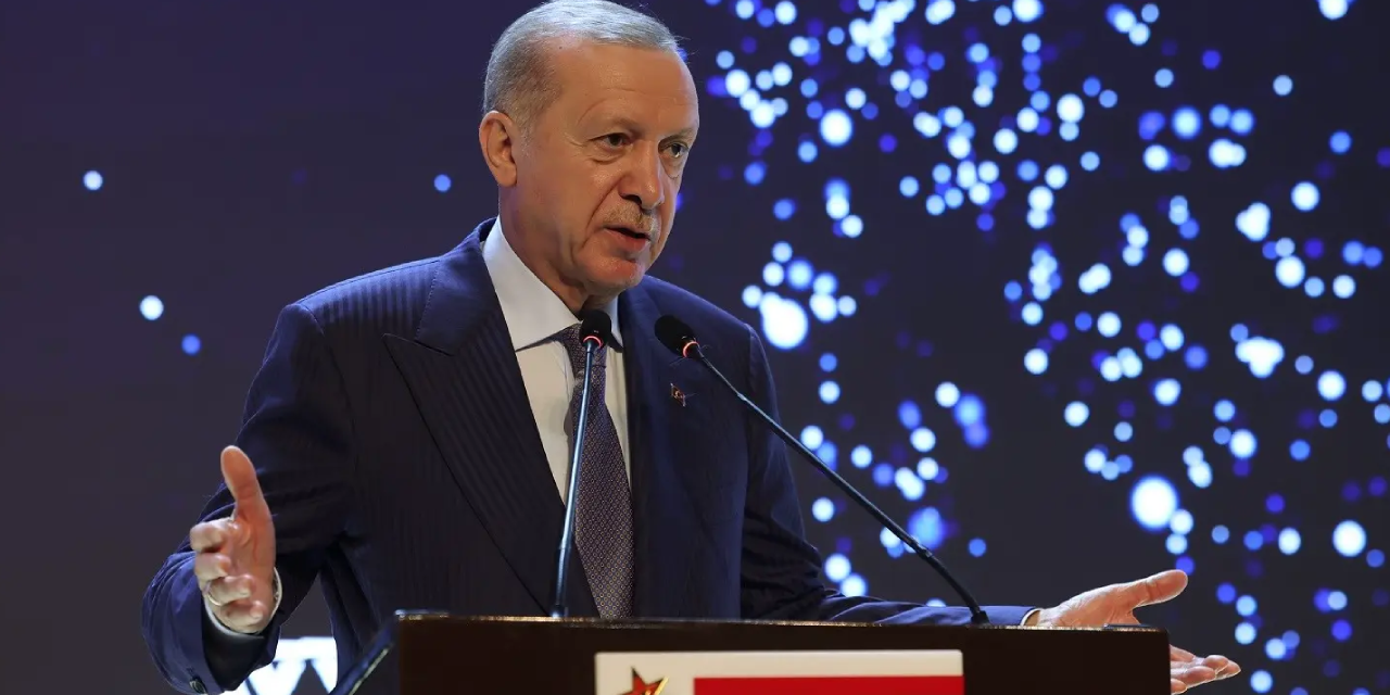 Bahçeli seçim sonuçlarını beğenmemişti: Erdoğan, KKTC Cumhurbaşkanı seçilen Erhürman'ı tebrik etti