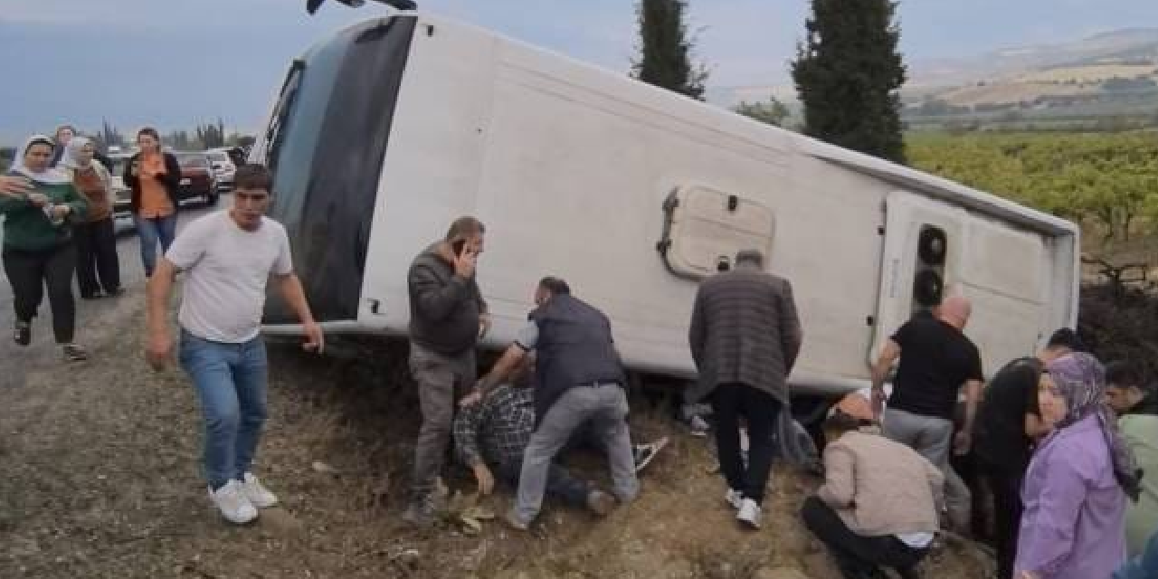Denizli'de feci kaza! Tur otobüsü şarampole devrildi: Ölü ve çok sayıda yaralı var