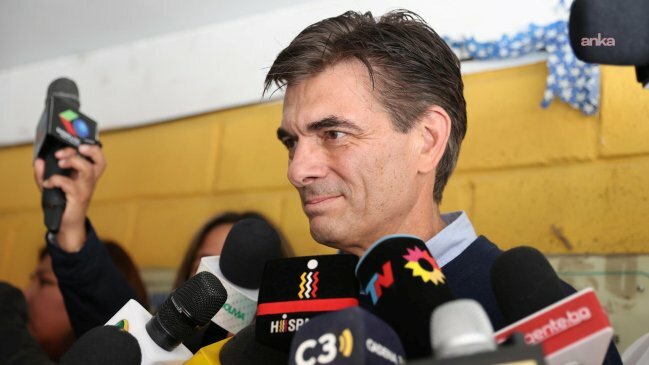 Bolivya'da sosyalistler kaybetti merkez sağın adayı Rodrigo Paz, başkanlığı kazandı