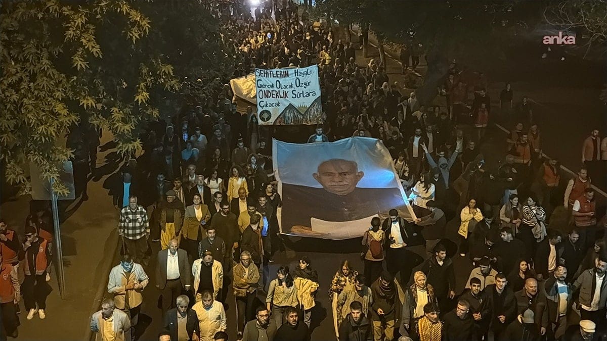 Bakan Yerlikaya'dan Öcalan yürüyüşüne tepki: Sürece suikast girişimi