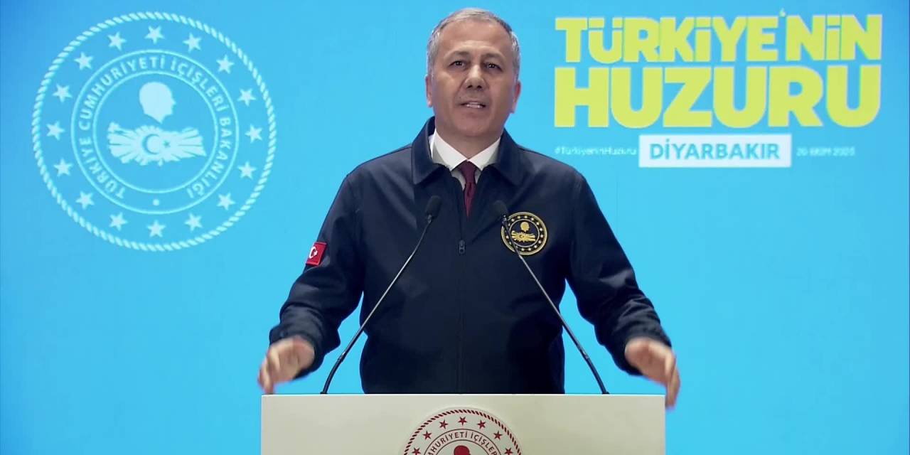 Yerlikaya'dan Diyarbakır'da sert açıklama: 'Polisimize düşman deme alçaklığına cüret edilemez'