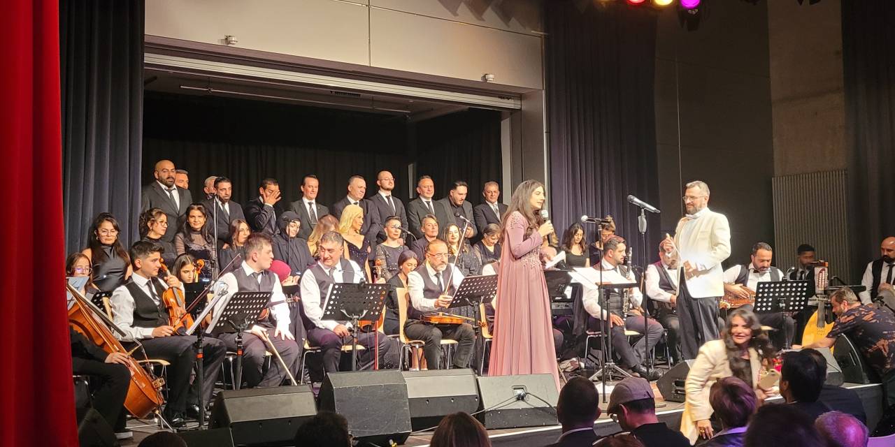 Allegro Türk Müzik Korosu Münih'te dinleyenleri büyüledi