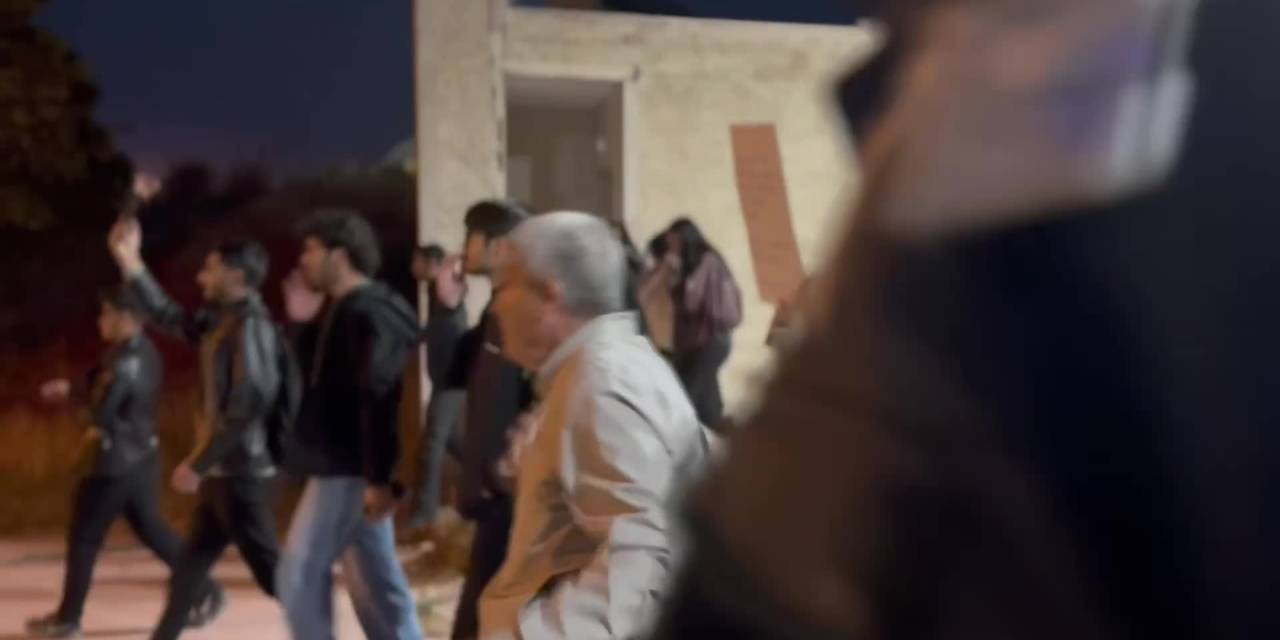 Rojin Kabaiş protestoları Van Yüzüncü Yıl Üniversitesi'nde 8. gününde devam ediyor