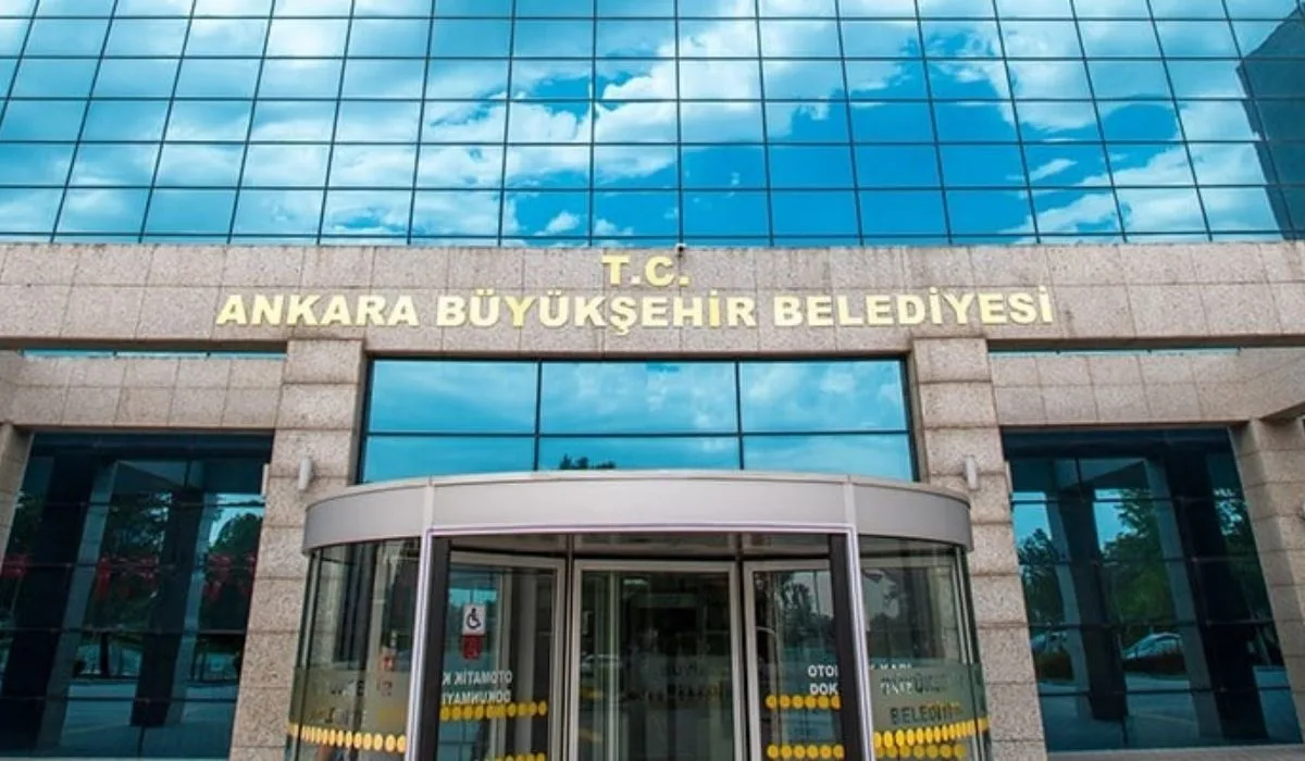 Ankara Büyükşehir Belediyesi’nden kadınlara ped desteği