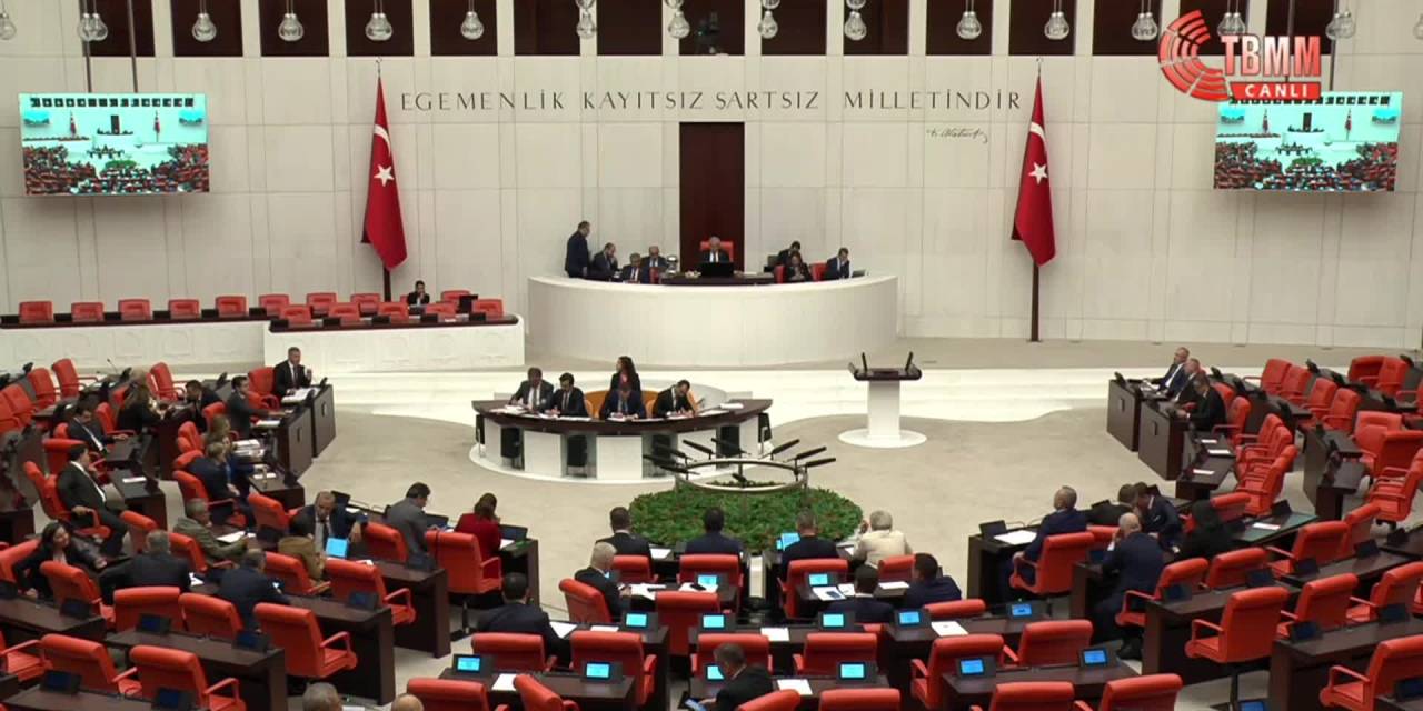 "Zeydan Karalar cezaevinde, Aziz İhsan Aktaş serbest; utanç verici durum"