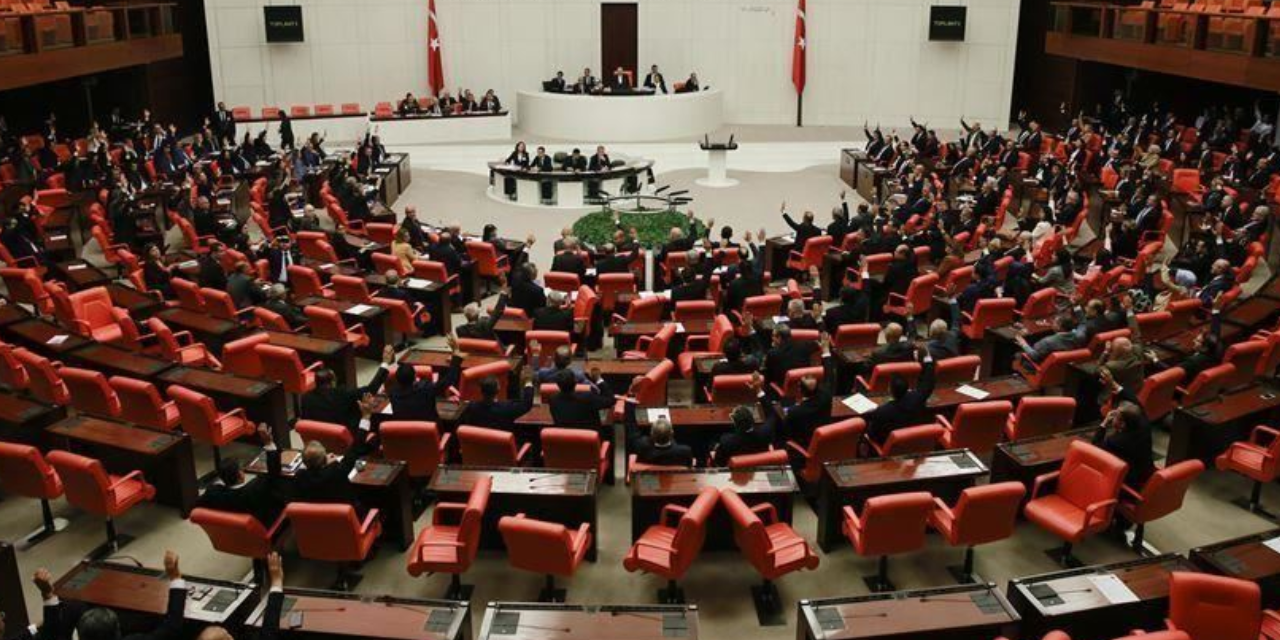 'Lübnan' tezkeresi TBMM'de kabul edildi