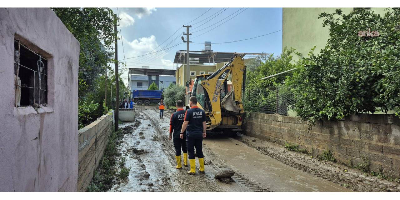 AFAD, Payas'taki sel felaketinde 80 aileye 3.9 milyon TL tazminat ödedi