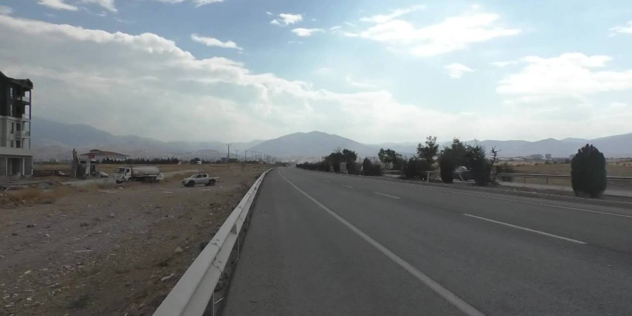 Yeşilyurt Belediyesi'nin 'Güvenli yapı' vaadi yıkım süreciyle test ediliyor