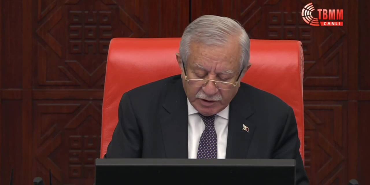 TBMM'de tartışmalı yolsuzluk önergesi reddedildi